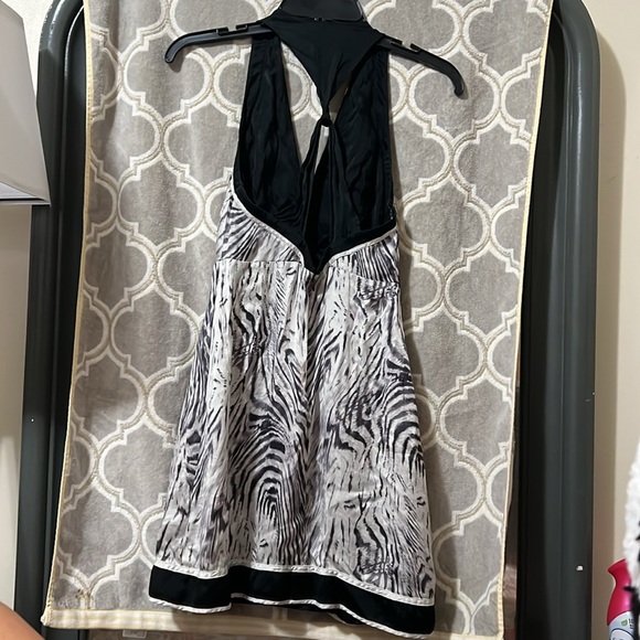 Women's Marciano 100% Silk Halter Top with Animal Print - Picture 5 of 7